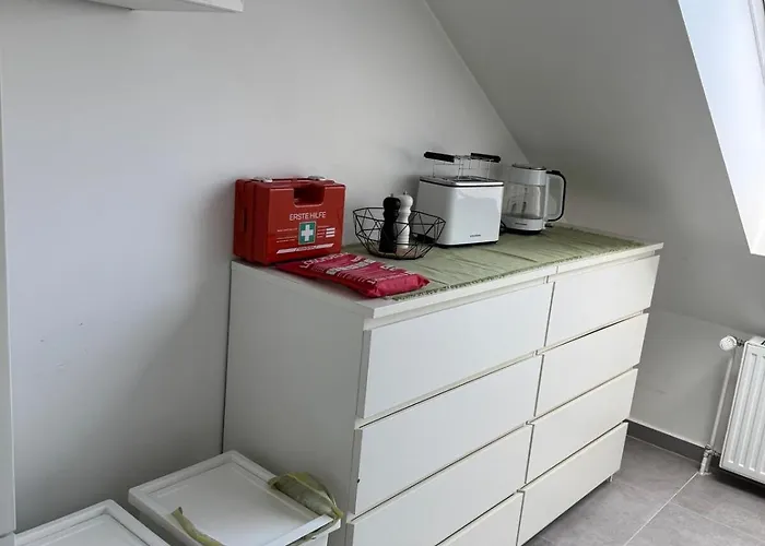 Ruhige Und Zentrale Lage *